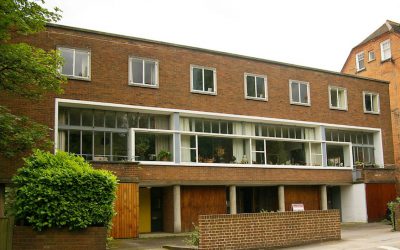 Unusual Homes: The Modernist Masterpiece at 2 Willow Road